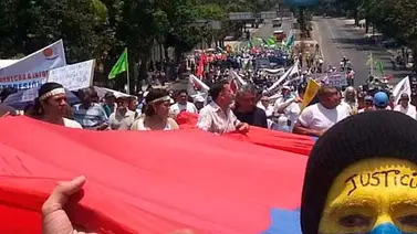 Opositores se apoderan de Los Cortijos de Lourdes Opositores se apoderan de Los Cortijos de Lourdes