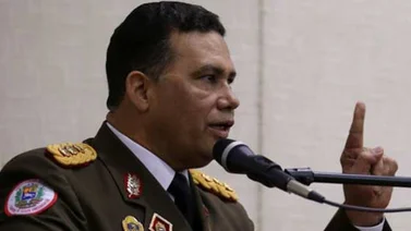 Freddy Bernal deja la Comisión del sistema policial y asume el cargo González López