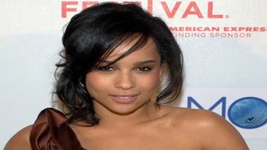 La hija del cantante Lenny Kravitz fotografiada topless