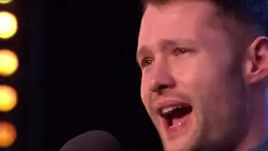 Joven revoluciona las redes con su actuación Joven revoluciona las redes con su actuación