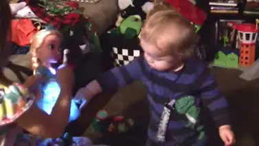 Frozen hace de las suyas nuevamente con los bebés Frozen hace de las suyas nuevamente con los bebés