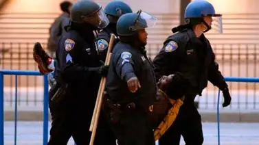 Nuevos disturbios en Baltimore tras toque de queda Nuevos disturbios en Baltimore tras toque de queda
