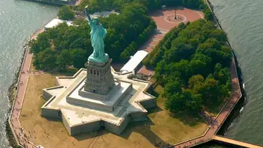Paquete sospechoso en la Estatua de La Libertad no era bomba Paquete sospechoso en la Estatua de La Libertad no era bomba