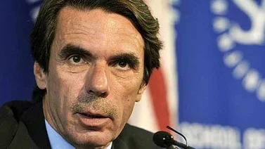 Aznar se solidariza con Felipe González por ser no grato en Venezuela