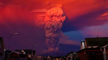 Presidenta Bachelet viaja a zona del volcán Calbuco
