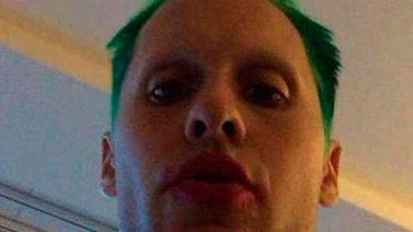 Jared Leto se mete en su papel de Guasón