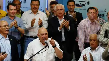 MUD llama a votar en elecciones parlamentarias como un acto de rebeldía MUD llama a votar en elecciones parlamentarias como un acto de rebeldía