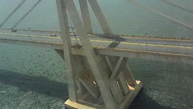Aplican restricciones y habilitan cuatro canales del Puente sobre el Lago