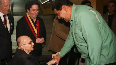 Maduro asistió al 40 aniversario del Sistema de Orquestas Maduro asistió al 40 aniversario del Sistema de Orquestas