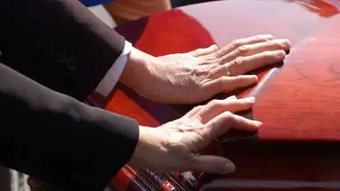 Muerte de obeso de 332 kilos causa problemas para funeral Muerte de obeso de 332 kilos causa problemas para funeral