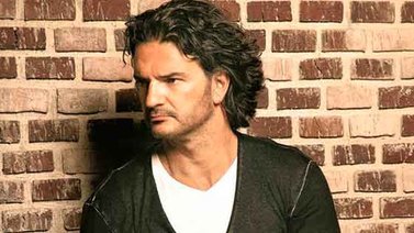 "Viaje Tour 2015″ de Arjona llega a Venezuela en abril