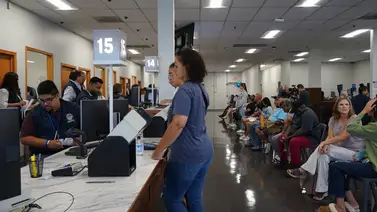 Inauguran el primer DMV + de Illinois con nuevos servicios a los usuarios: Sepa cuáles Inauguran el primer DMV + de Illinois con nuevos servicios a los usuarios: Sepa cuáles