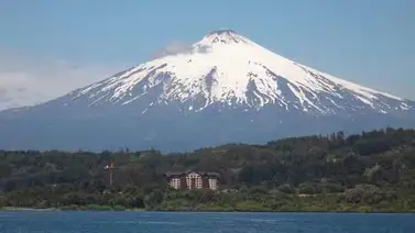 Volcán en Chile aumenta su mar de lava Volcán en Chile aumenta su mar de lava