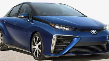 Lanzan el primer carro de hidrógeno producido en serie