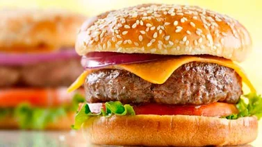 ¿Cuál es el verdadero origen de la hamburguesa?