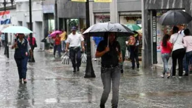 Advierten chaparrones para este lunes
