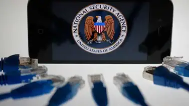 Denuncian que EE.UU. hace espionaje con falsas antenas de telefonía en aviones Denuncian que EE.UU. hace espionaje con falsas antenas de telefonía en aviones