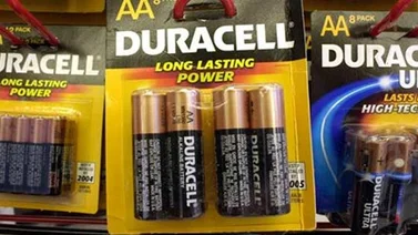 Procter & Gamble vende pilas Duracell a Warren Buffett