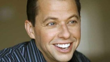 Jon Cryer: Fue muy complicado lidiar con Charlie Sheen