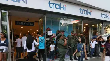 Le ponen la soga al cuello a Traki Le ponen la soga al cuello a Traki