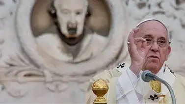 Papa Francisco homenajea a "santos desconocidos" Papa Francisco homenajea a "santos desconocidos"