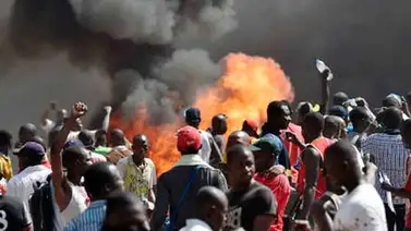 30 muertos y más de 100 heridos en disturbios de Burkina Faso 30 muertos y más de 100 heridos en disturbios de Burkina Faso