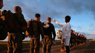 En EE.UU. ordenan cuarentena obligatoria a soldados que regresen de África Occidental En EE.UU. ordenan cuarentena obligatoria a soldados que regresen de África Occidental