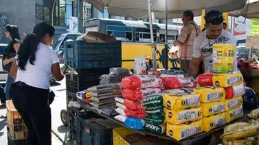 A buhoneros se les acabó el pan de piquito A buhoneros se les acabó el pan de piquito