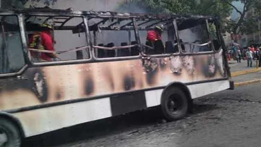 Se incendió un autobús en San Bernardino