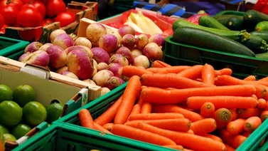 Comer fruta y verdura ayuda a ser más feliz