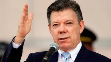 Santos invita a Uribe a un encuentro para hablar del proceso de paz