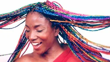 La cantante Lucrecia lanzará vídeo de la canción "Que baile el papa"