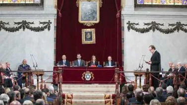 Papichulo y amigovio entran al diccionario RAE