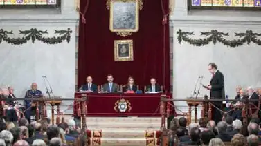 Papichulo y amigovio entran al diccionario RAE Papichulo y amigovio entran al diccionario RAE