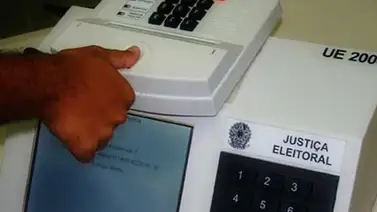 Unos 16.000 brasileños residentes en España están llamados a votar Unos 16.000 brasileños residentes en España están llamados a votar