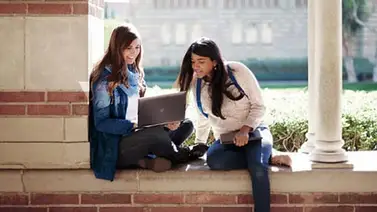 Dispositivos móviles se perfilan como preferidos a la hora de conectarse con los amigos Dispositivos móviles se perfilan como preferidos a la hora de conectarse con los amigos