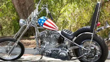 Subastarán la motocicleta de Peter Fonda en "Busco mi destino" Subastarán la motocicleta de Peter Fonda en "Busco mi destino"