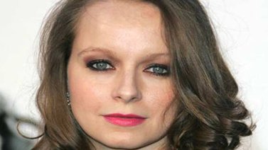 La actriz Samantha Morton revela que sufrió abusos a los 13 años