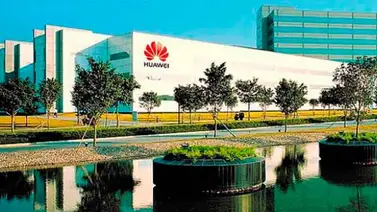 Huawei presenta en la IFA sus dos nuevos teléfonos inteligentes Huawei presenta en la IFA sus dos nuevos teléfonos inteligentes