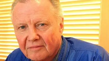 El padre de Angelina no sabía su hija se había casado El padre de Angelina no sabía su hija se había casado