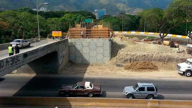 Cerrarán tramo de la autopista Francisco Fajardo este fin de semana