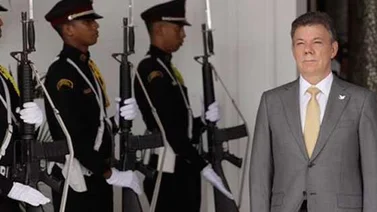 Colombia: cae imagen de Santos a dos días posesión