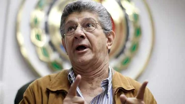 Allup: Esperamos que no culpen a la MUD del aumento de la gasolina