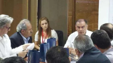 Gobierno explora propuestas para incrementar producción con Polar