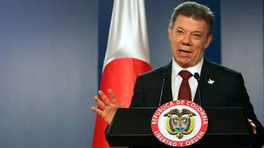 Santos dice que sería "ridículo" acuerdo con las FARC