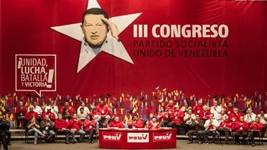 EFE: Maduro elegido presidente del PSUV en reemplazo de Chávez, el "líder eterno"