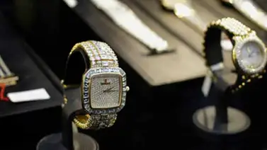 Subastarán relojes de oro y joyas de Vladimiro Montesinos en Perú Subastarán relojes de oro y joyas de Vladimiro Montesinos en Perú