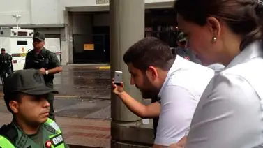 Impiden entrar a MCM y Smolansky al juicio de Leopoldo López Impiden entrar a MCM y Smolansky al juicio de Leopoldo López