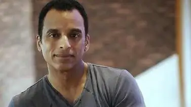 Jon Secada lanzará su autobiografía "Un día nuevo" Jon Secada lanzará su autobiografía "Un día nuevo"