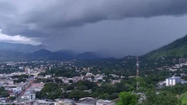 Nubosidad y precipitaciones dispersas en gran parte del país